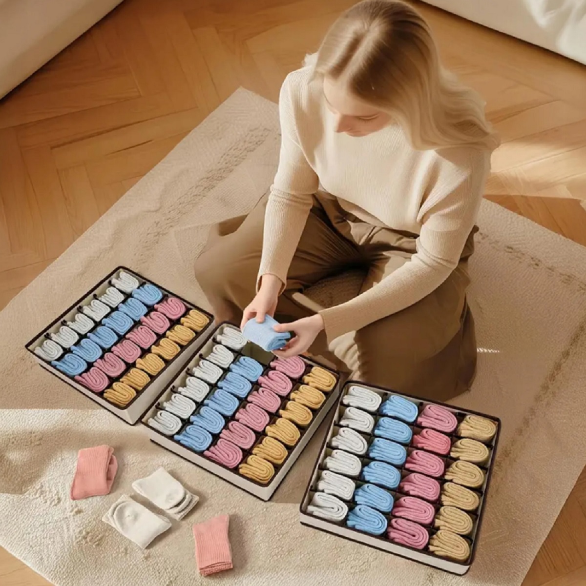 Praktický skladací organizér na bielizeň